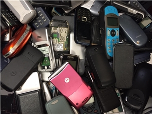 OLD MOBILE FOR YOUNGCARITAS